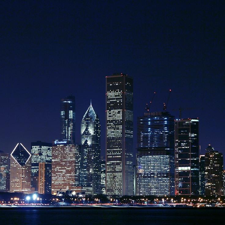 Parents evaluating schools in Italy