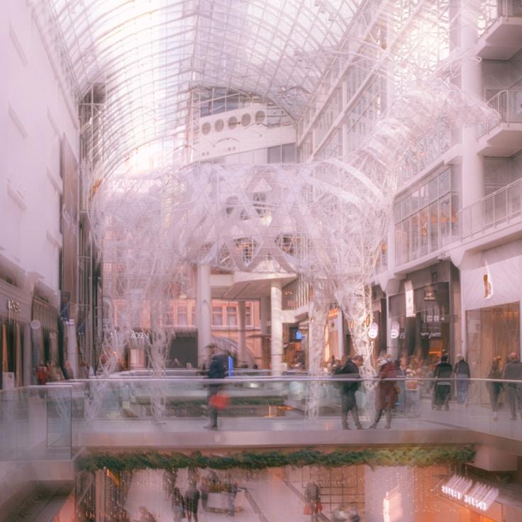 Family-friendly shopping and daily life in Italy